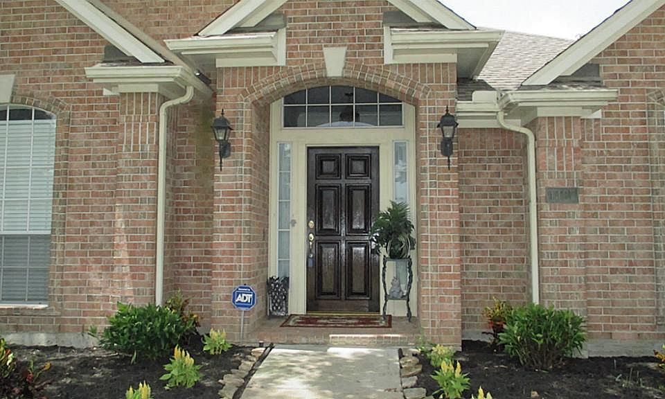 Closer view of the charming entry