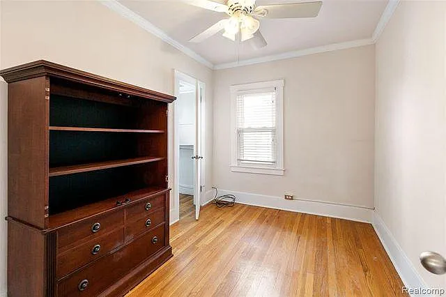Third bedroom.