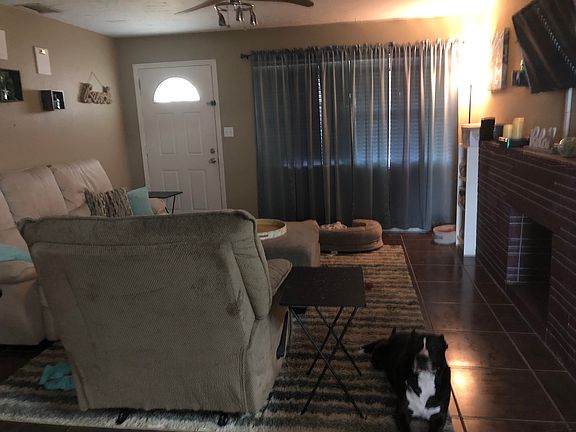 3rd image of 1653 Winkler Ave