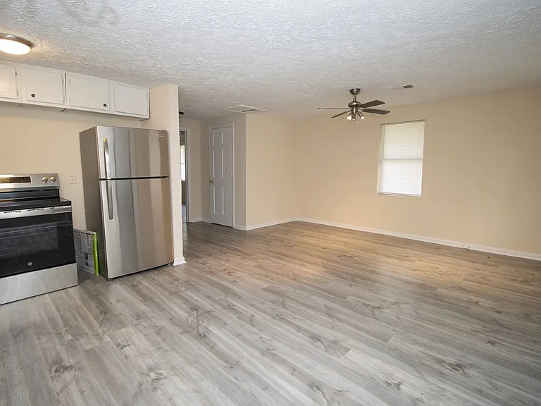 1213C Suber St — Photo 5