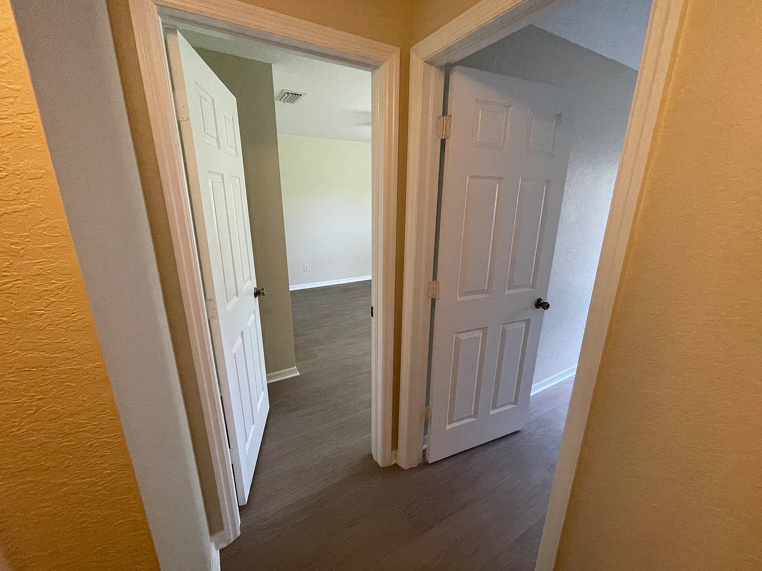 3 bed, 1927 sqft, $1,900 — Photo 4