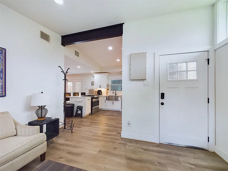 7609 Amelia Rd — Photo 23