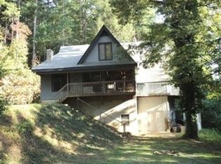 2439 Indian Grave Rd, Lenoir, NC 28645