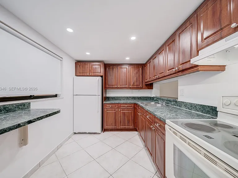 8420 SW 133rd Avenue Rd #224 — Photo 3