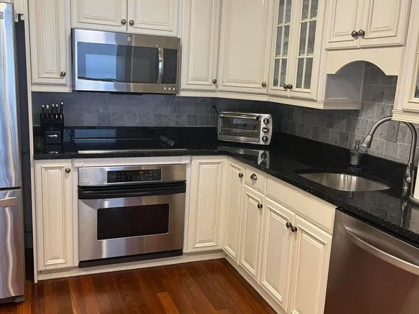 1 Scenic Drive #1009, Highlands, NJ 07732