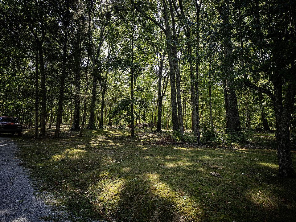 2nd image of 0 Maple Ln