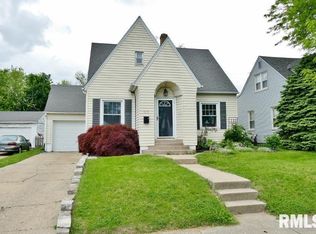 1215 E Richwoods Blvd, Peoria, IL