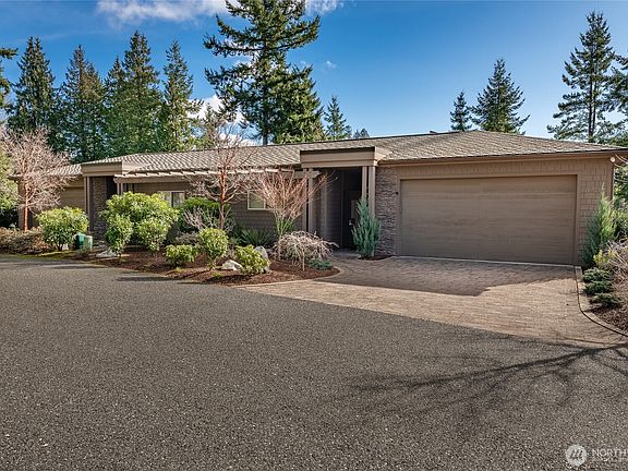 2nd image of 8778 Clubhouse Point Drive