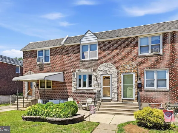 5220 Gramercy Dr, Clifton Heights, PA 19018