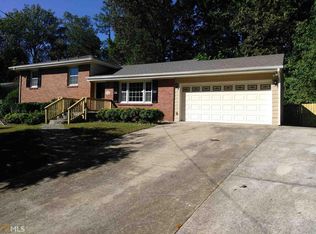 2484 Rockknoll Dr, Conley, GA 30288