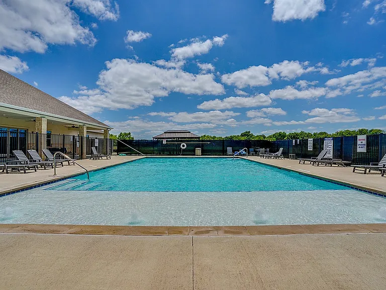 pool 1