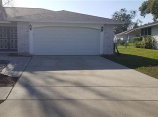 8314 Roxboro Dr, Bayonet Point, FL 34667