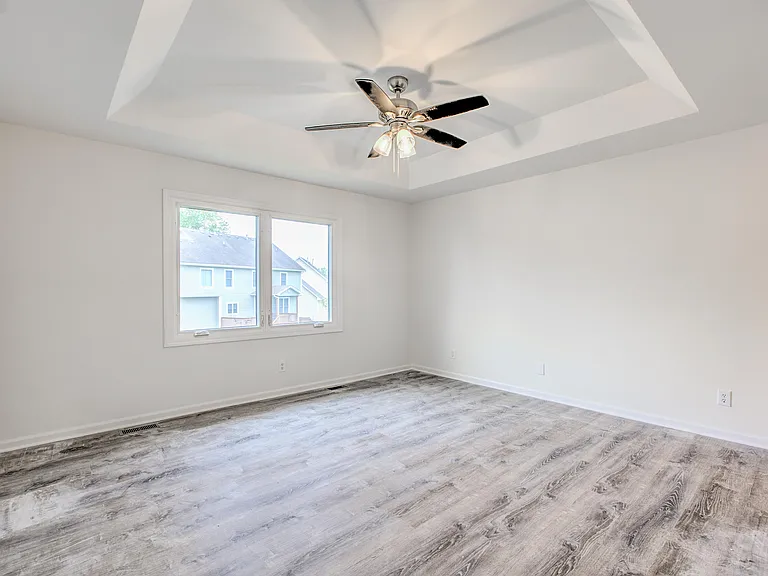 1909 Clear Ct — Photo 8