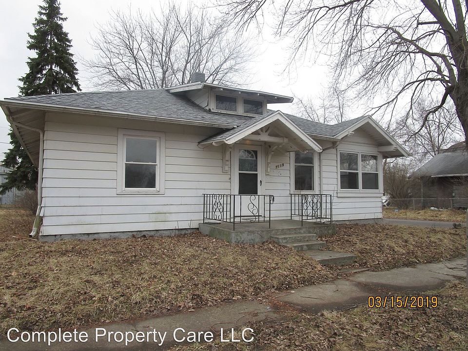 1st image of 1119 W 1st St