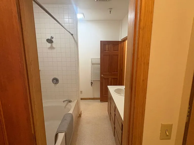 155 & 145 W Gill Ave — Photo 8