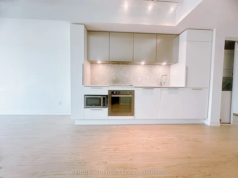 85 Wood St #1501 — Photo 6