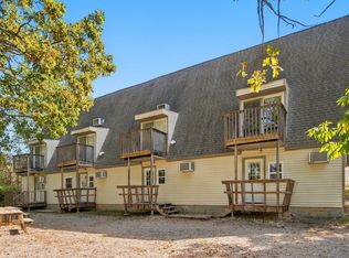 455 Eagle Dr, Reeds Spring, MO 65737