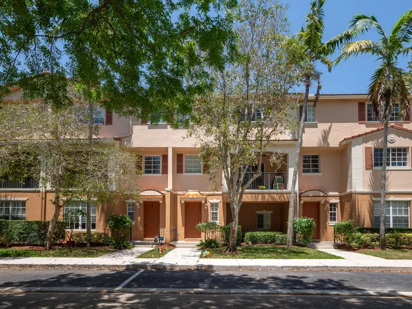 4577 Danson Way, Delray Beach, FL 33445