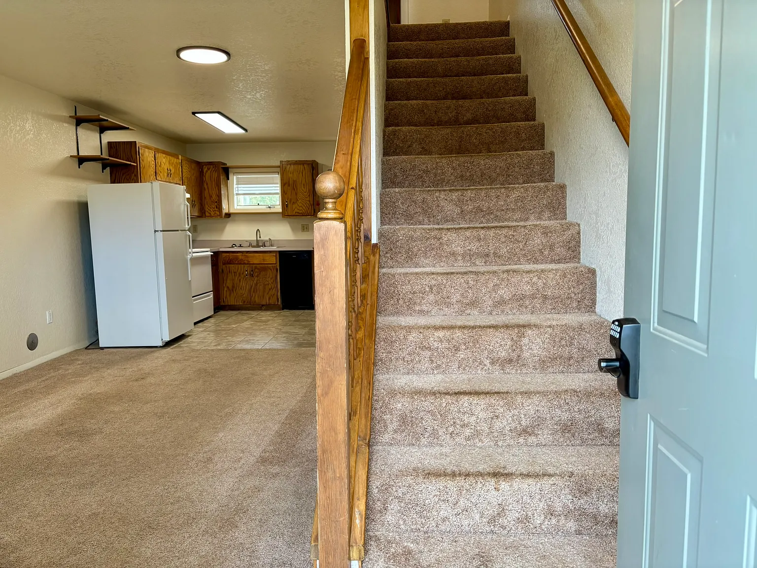 2 bed, 840 sqft, $1,050 — Photo 3