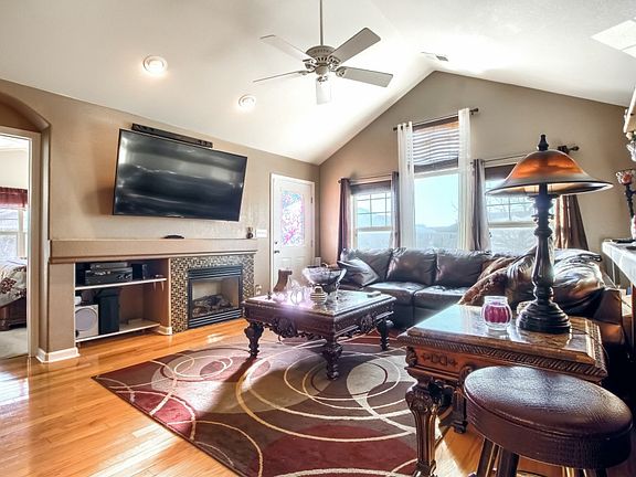 4th image of 3752 Ponderosa Ct Unit 6