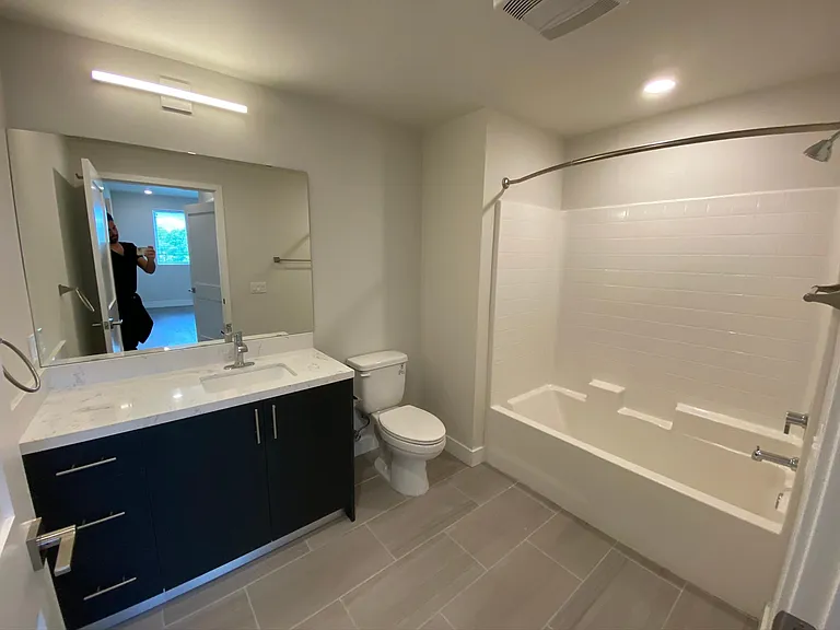 12555 Vanowen St #402 — Photo 5