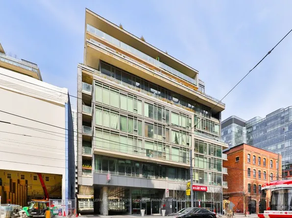 650 King St W, Toronto, ON