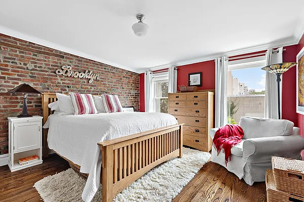 Sold by Compass | media 16