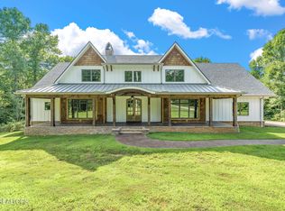 8675 Emerson Way, Powell, TN 37849