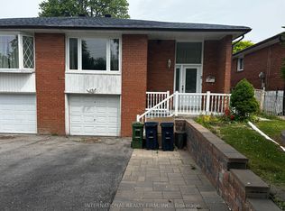 14 Reiber Cres, Toronto, ON M2H 1C4