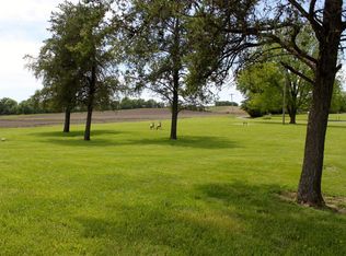 208 W 4th St, Agency, MO 64401