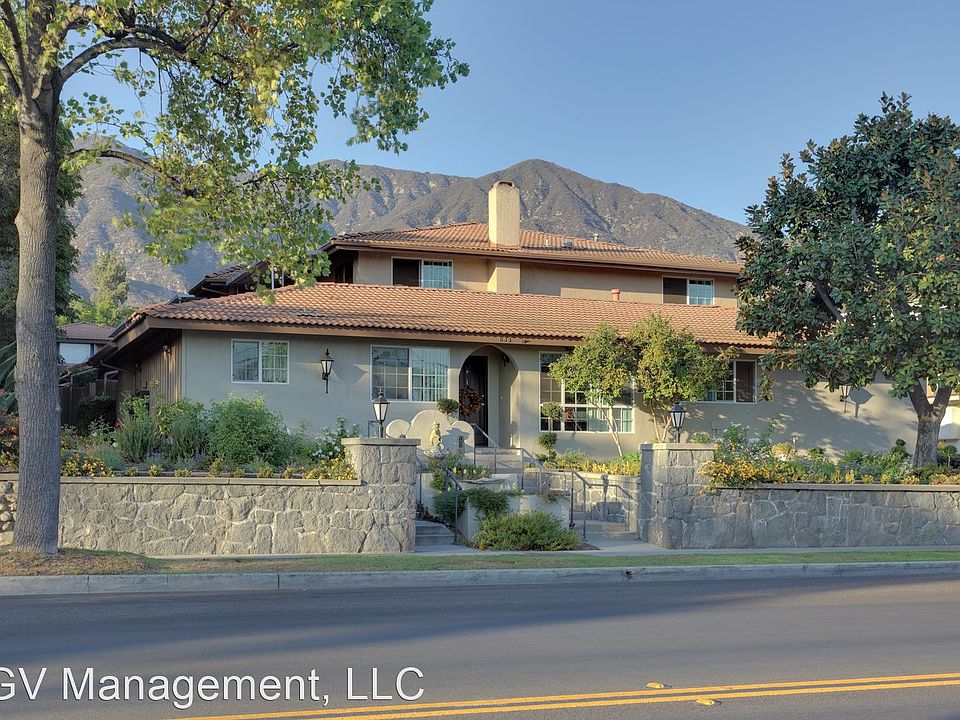 1st image of 633 W Sierra Madre Blvd APT 12