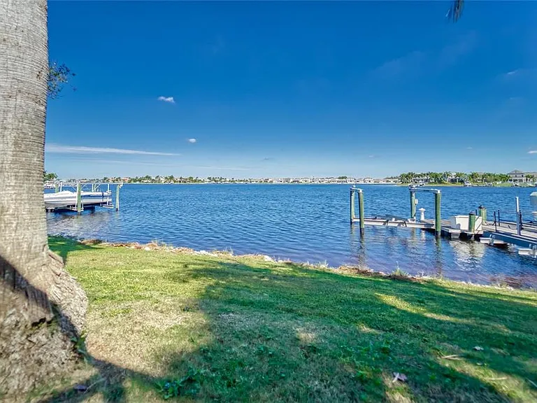 5225 Brighton Shore Dr — Photo 9