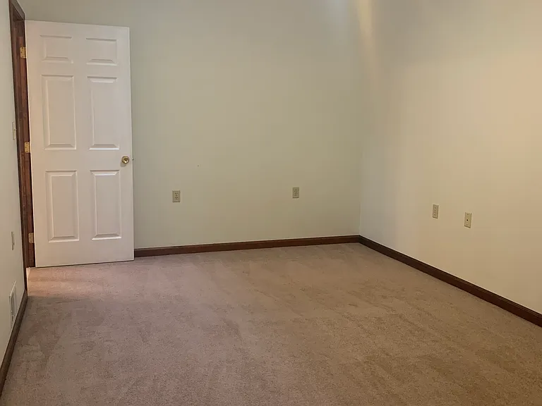 601 Broad Ave #3B — Photo 14
