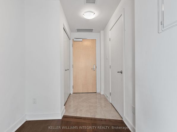 179 Metcalfe St #1705, Ottawa, ON K2P 0W1