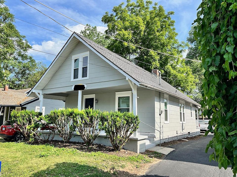 1st image of 2605 Essex Ave