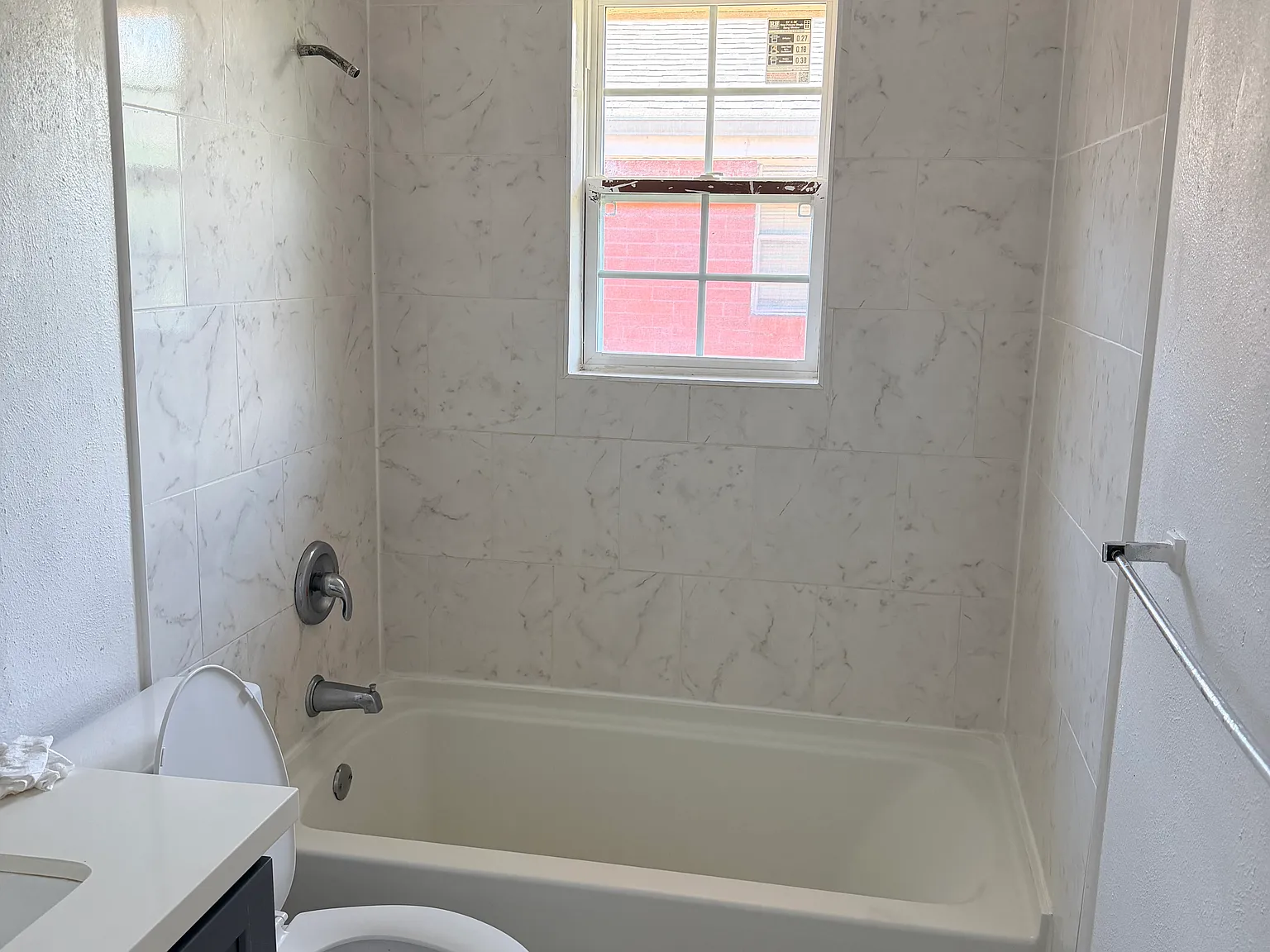 2 bed, 1000 sqft, $1,250 — Photo 3