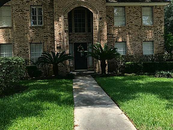 2nd image of 2039 Lake Hills Dr