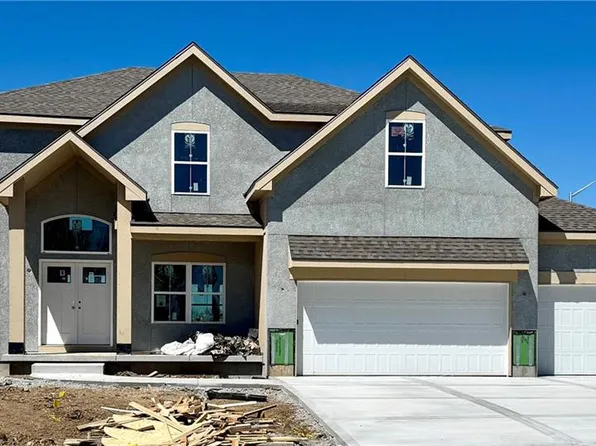 10316 N Smalley Dr, Kansas City, MO 64157