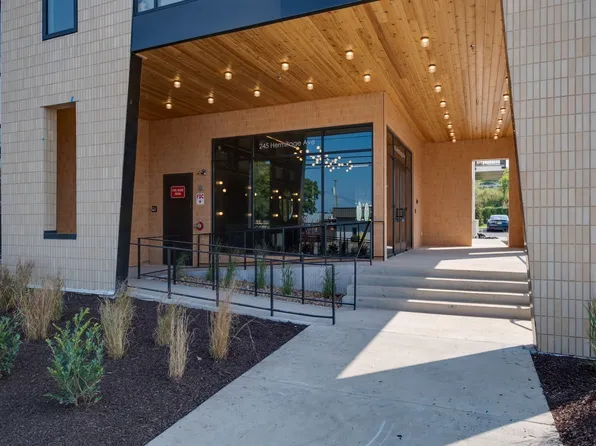 245 Hermitage Ave APT 207, Nashville, TN 37210