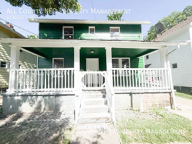 549 Wildwood Ave — Photo 1