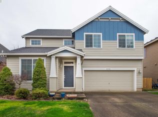 2425 Roger Smith Dr, Newberg, OR 97132