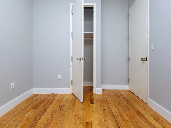 4th image of 456 Madison St APT 1L