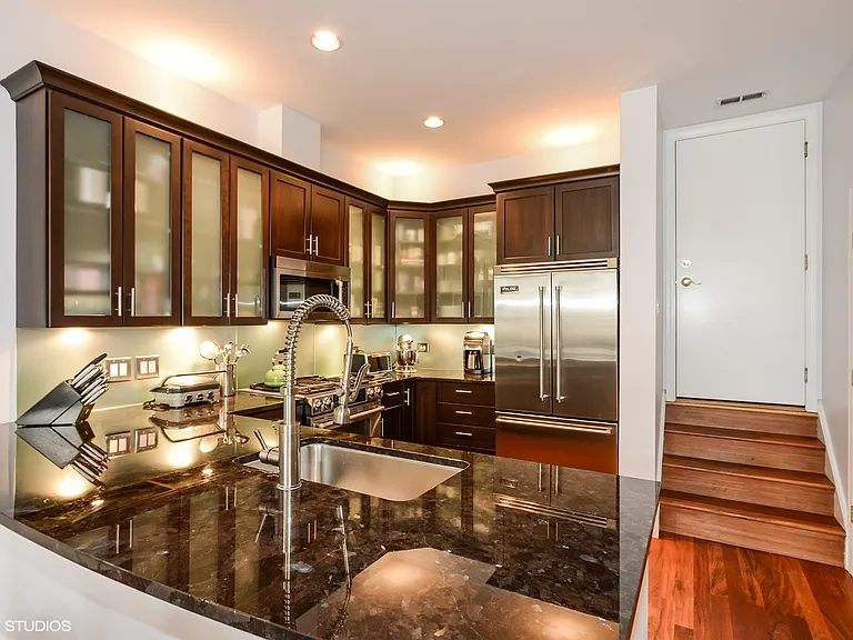 708 N Orleans St #A — Photo 8