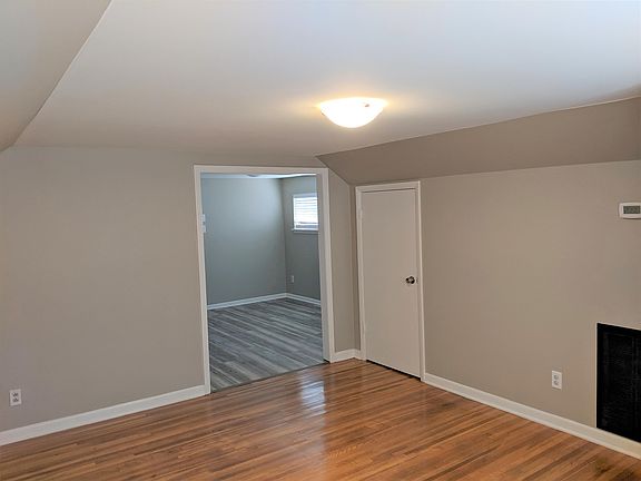 5th image of 519 E 6th St APT 3