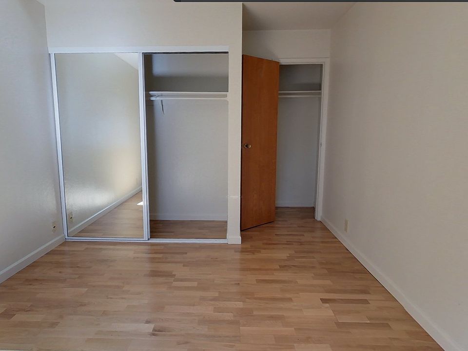 Building Photo 5