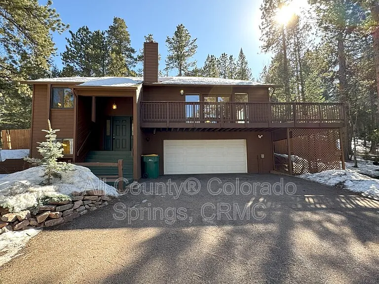 931 Kings Crown Rd — Photo 1