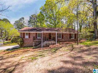 3401 Meadow Woods Dr, Birmingham, AL 35216