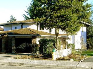 19503 82nd Pl W, Edmonds, WA 98026