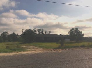 241 Timberland Trl, Douglas, GA 31535