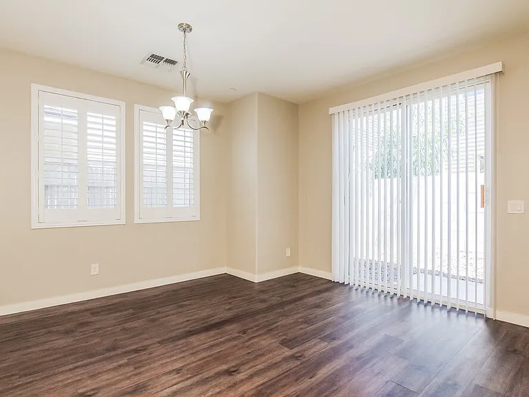 3218 W Glendale Ave #37 — Photo 6